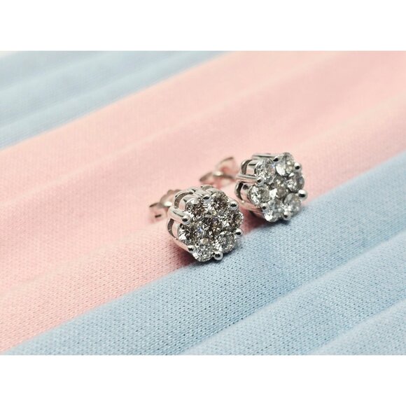 Beautiful 14K Solid White Gold Designer Round Cut Diamond Flower Stud Earrings - Picture 2 of 13